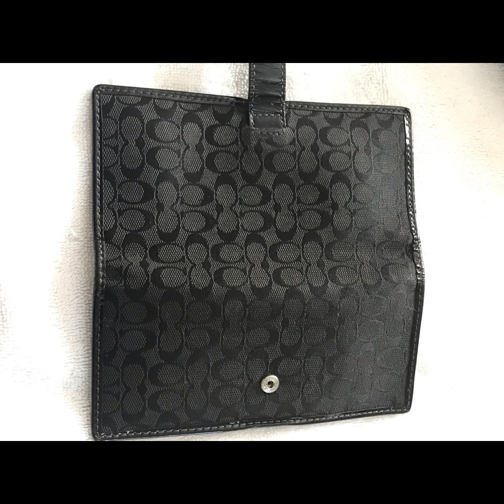Purse - Picture 3 of 3